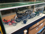 Maquettes miniatures de motos